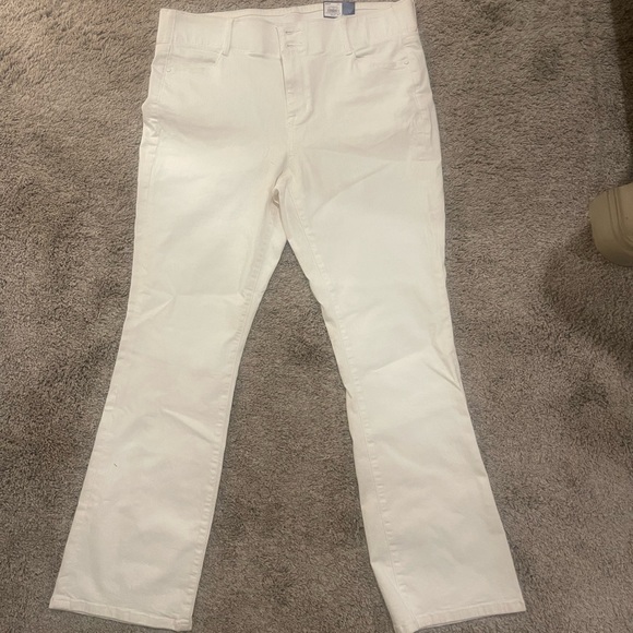 NWT BOOTCUT WHITE JEANS - Picture 1 of 4